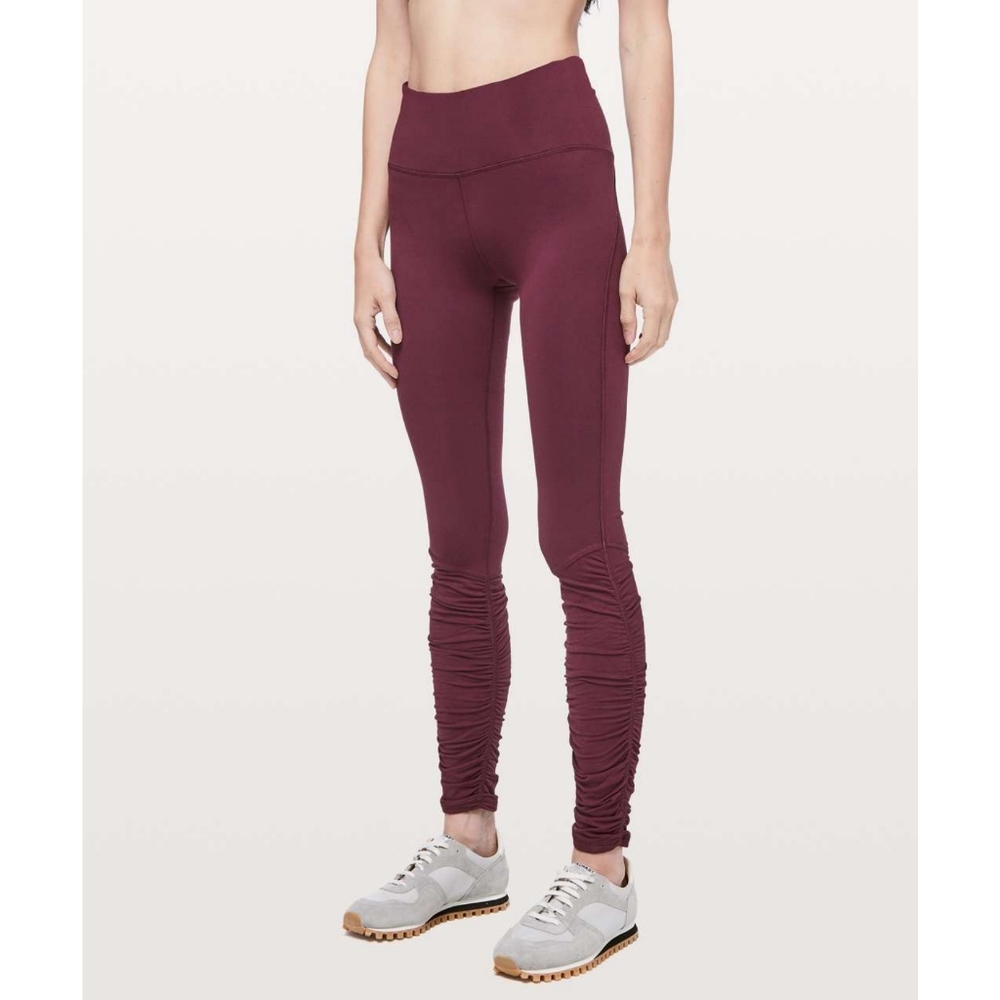 Lululemon Ready To Rulu Tight 28" in Dark Adobe